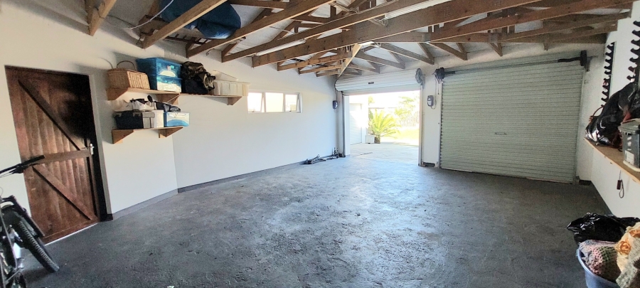 3 Bedroom Property for Sale in Sunrise On Sea Eastern Cape